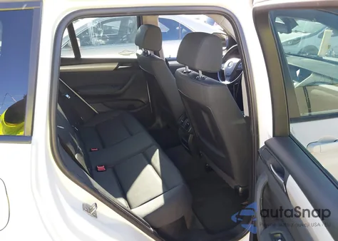 2013 BMW X3 xDrive28I z USA, uszkodzony, nr VIN 5UXWX9C5XD0A14125